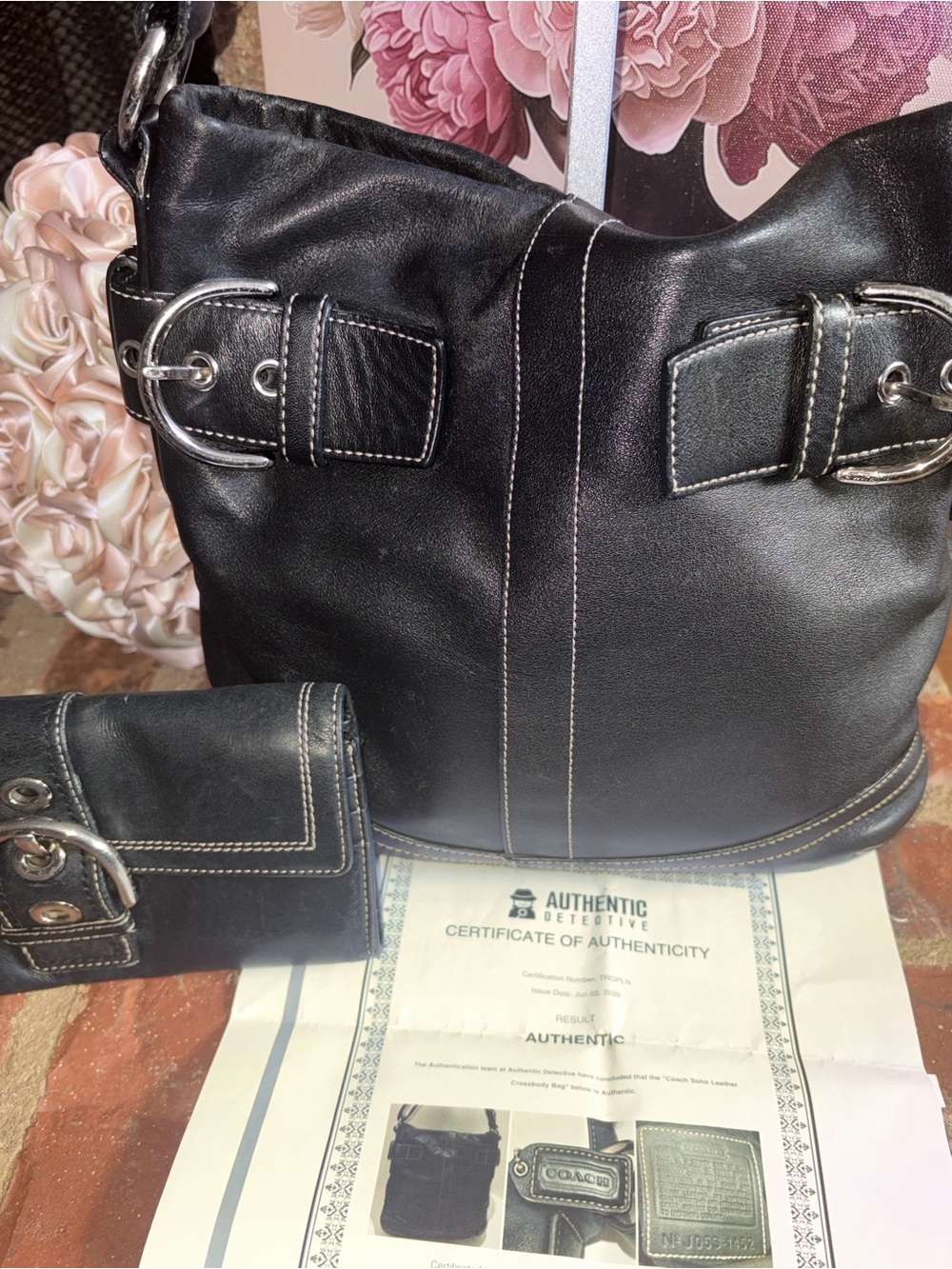 Coach Soho 2005 Vintage Leather Shoulder Bag with Buckle Accent - Picture 14 of 14